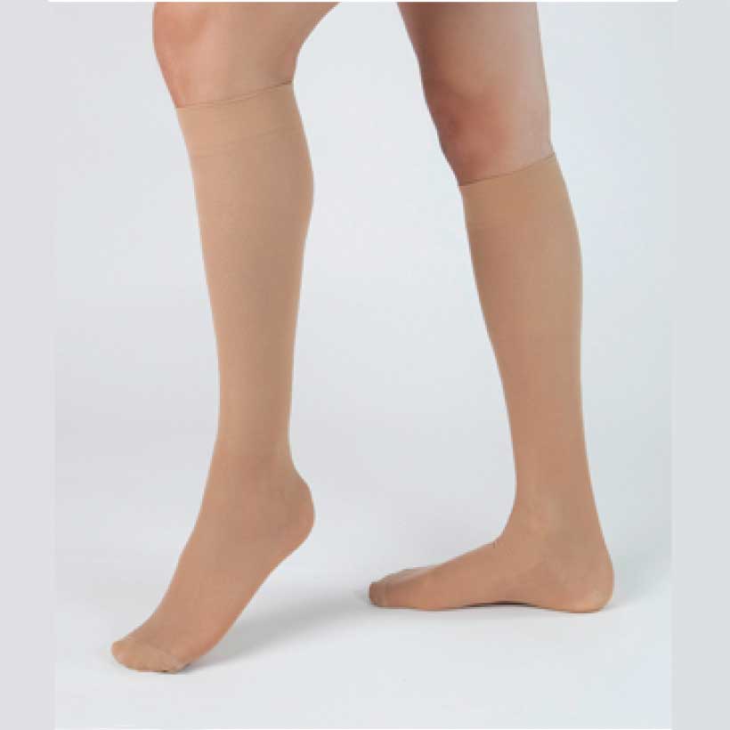 EA/1 - Carolon Company Health Support Vascular Knee-Length Hosiery Short Size D, Beige - Best Buy Medical Supplies