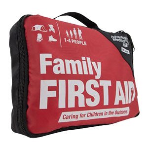 EA/1 - Tender Corp Family First Aid Kit 6" x 8-1/2" x 3" For 1 to 3 People - Best Buy Medical Supplies